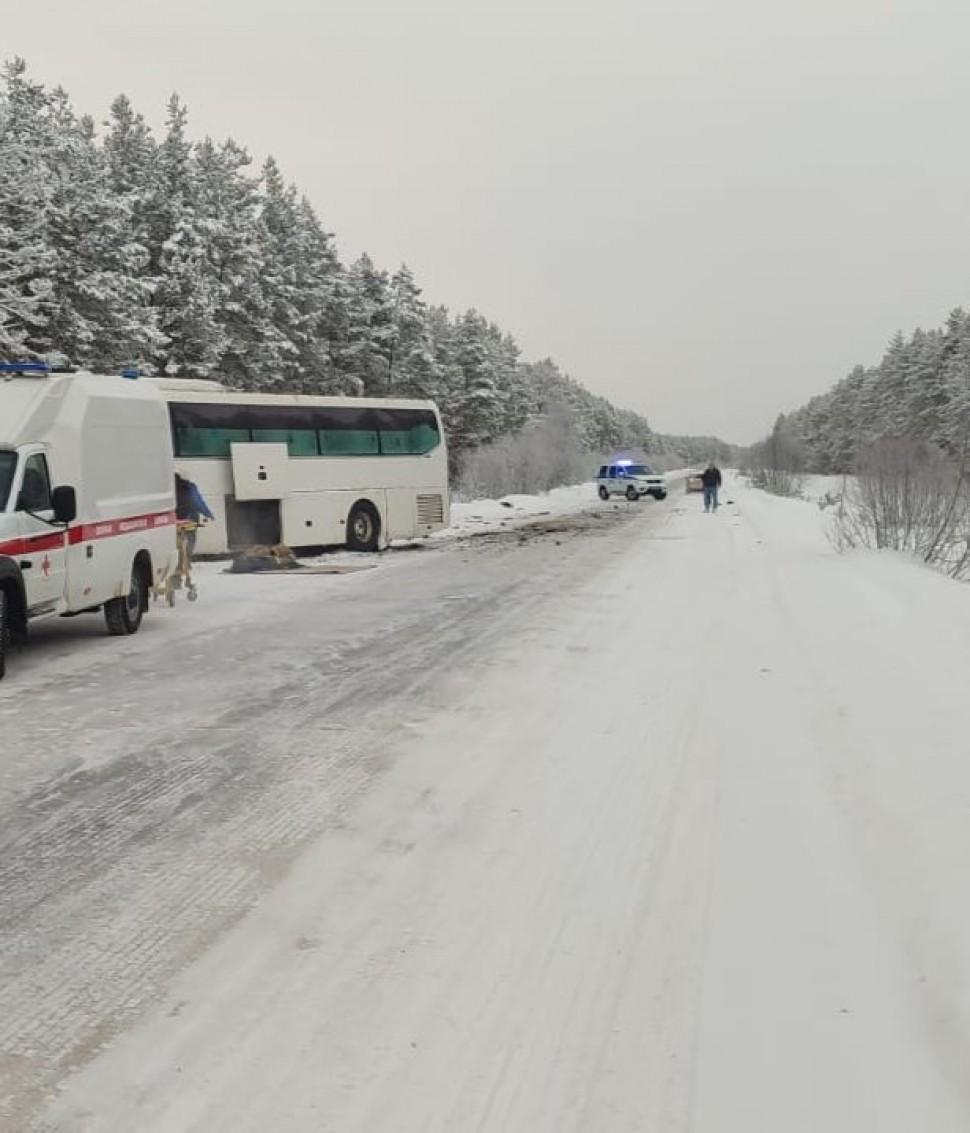 Два человека погибли в ДТП в Верхнетоемском округе | 01.01.2024 |  Северодвинск - БезФормата